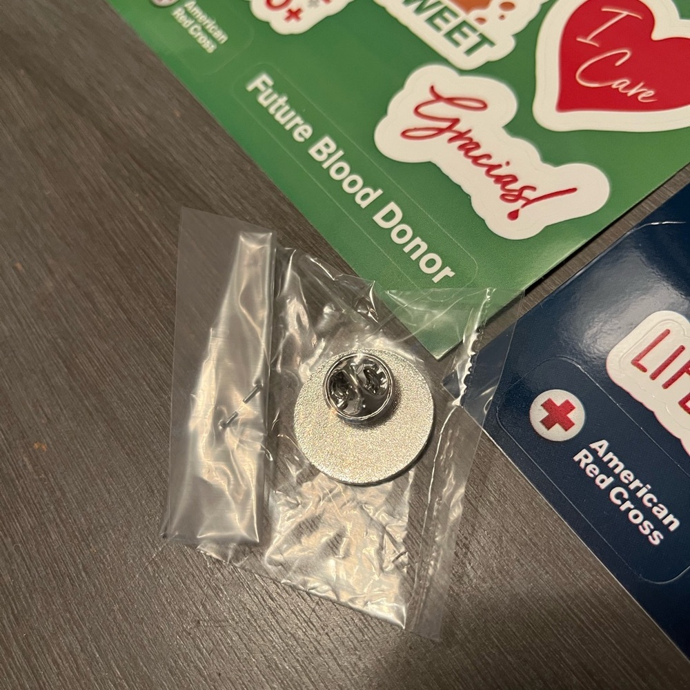 American Red Cross Sticker Pin Set - Picture 3 of 5